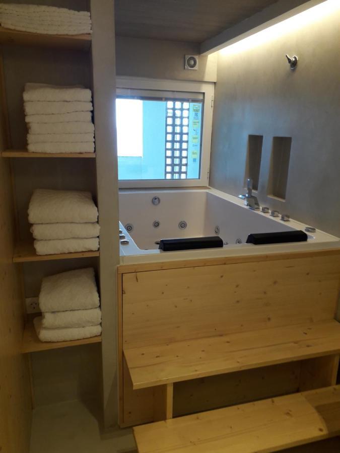 jacuzzi&sauna apartment ! Salou Esterno foto